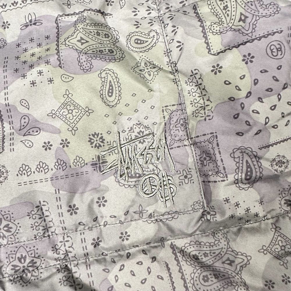 Stüssy Authentic Gear Puffer Thermolite Jacket Paisley Bandana Camo Green Mens L - Picture 2 of 9